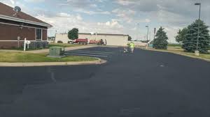 Best Driveway Snow Removal Preparation  in Auburn, IL